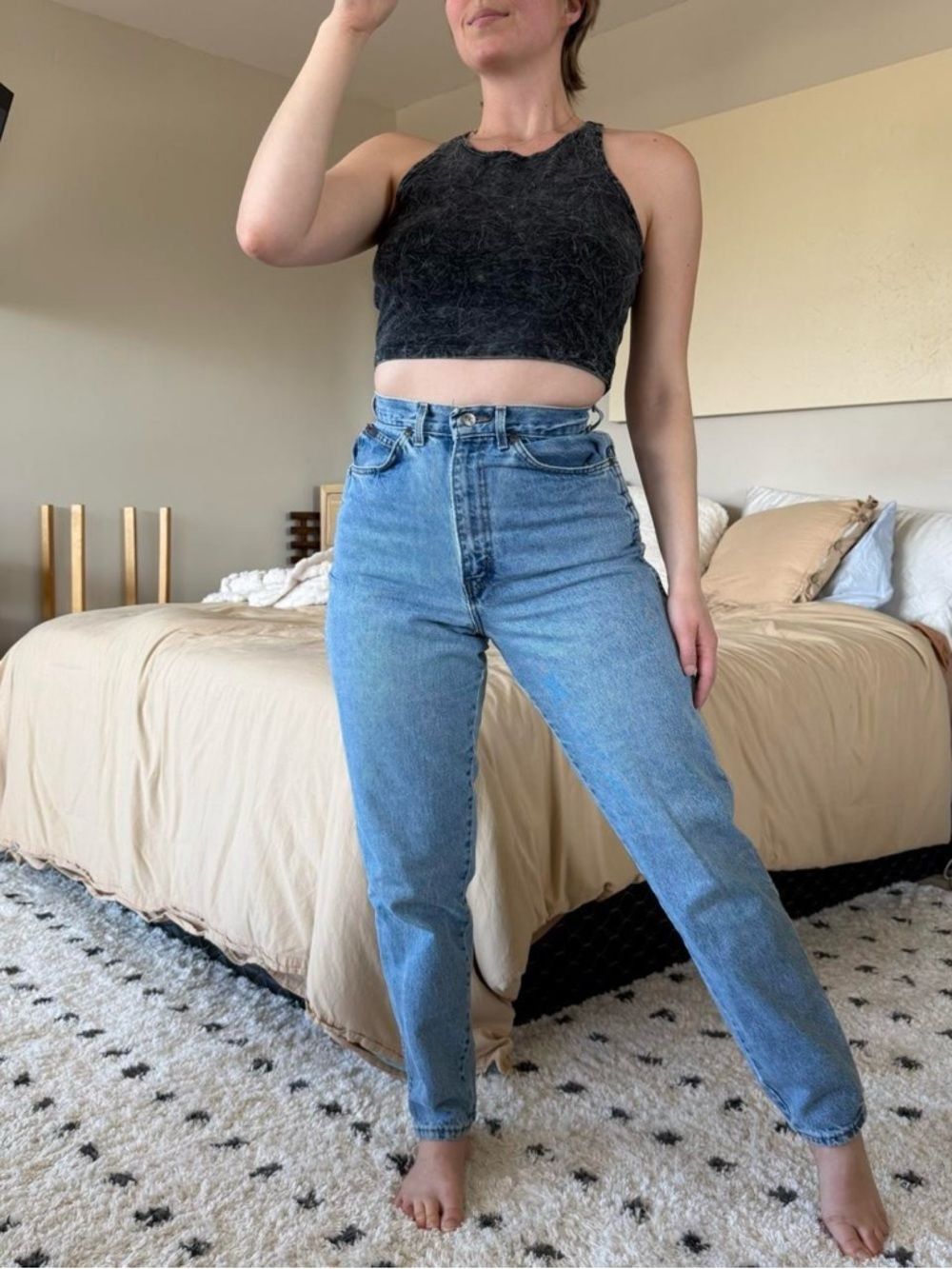 Chic High-Waist Light Blue Women’s Jeans - Picture 4 of 6